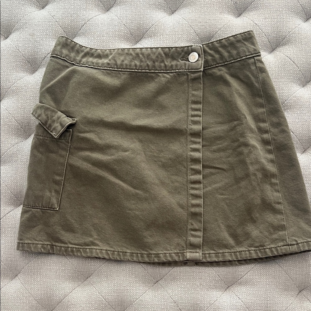Mango wrap cargo skirt XS